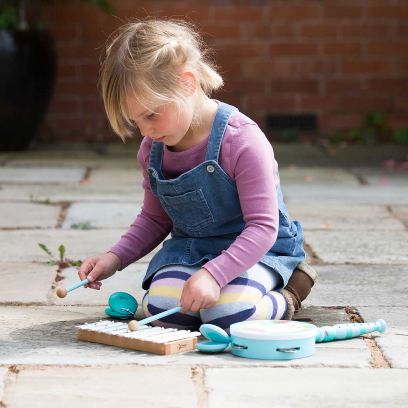 Classic World Toucan Music Set