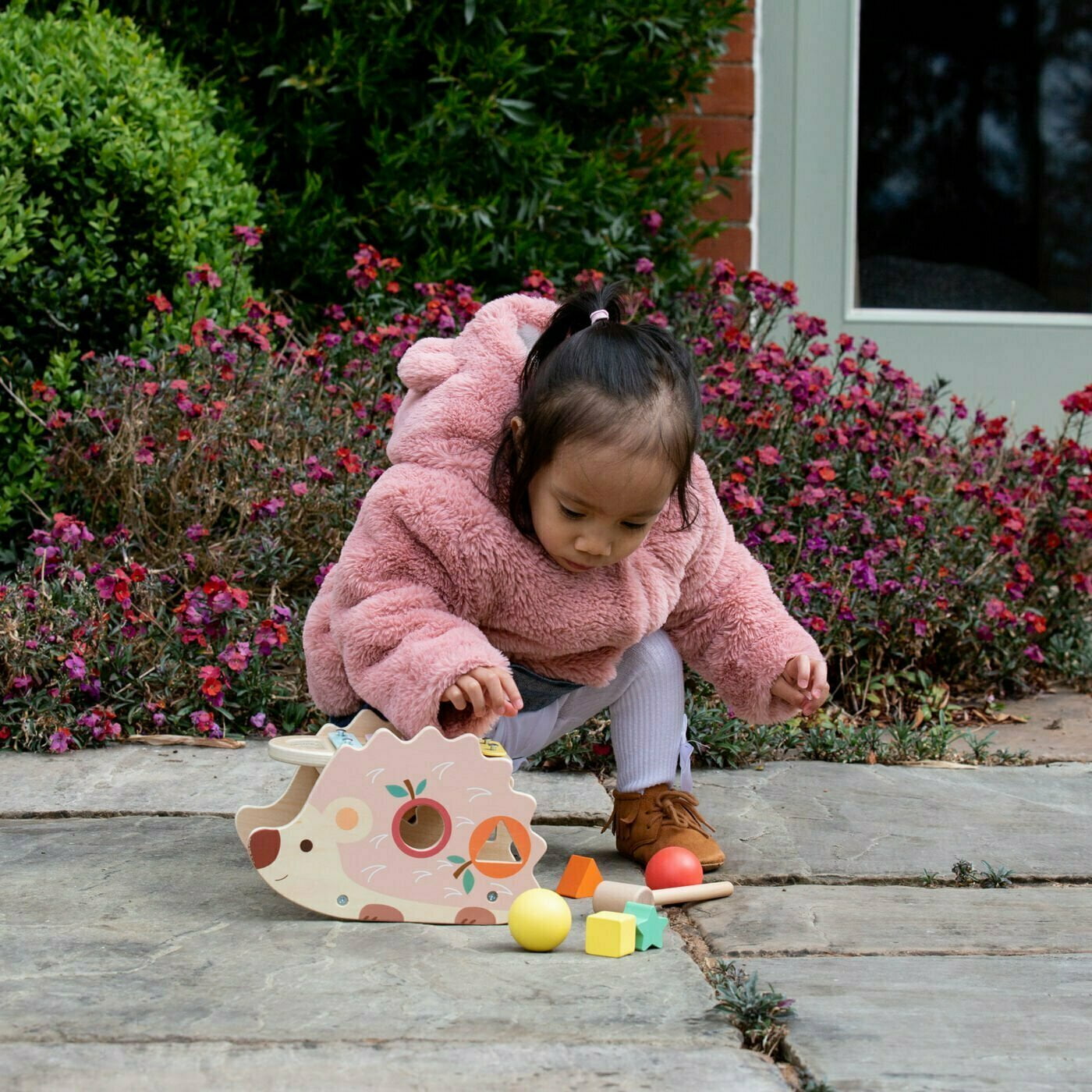 Classic World Hedgehog Pounding Bench
