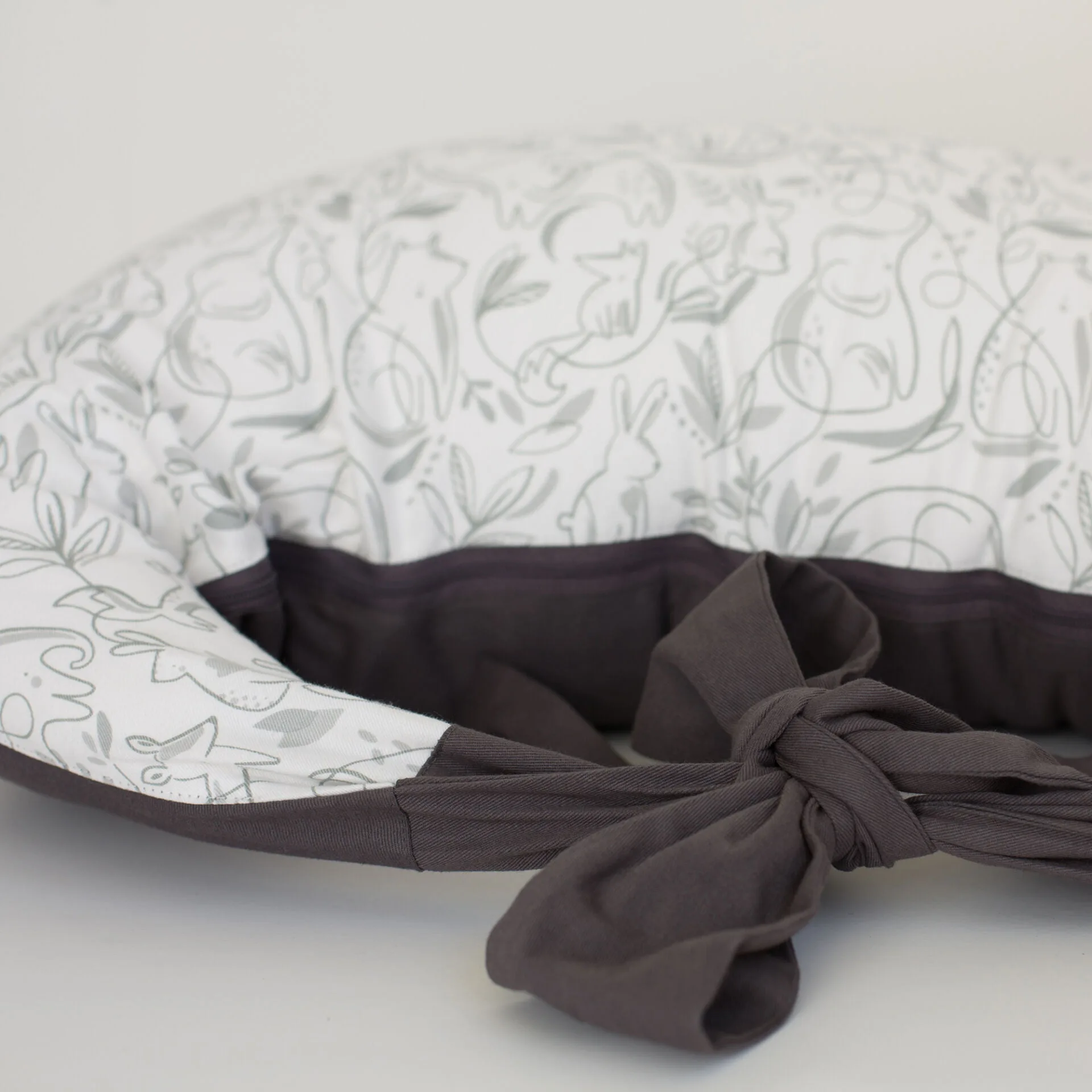 Hippychick Feeding Pillow