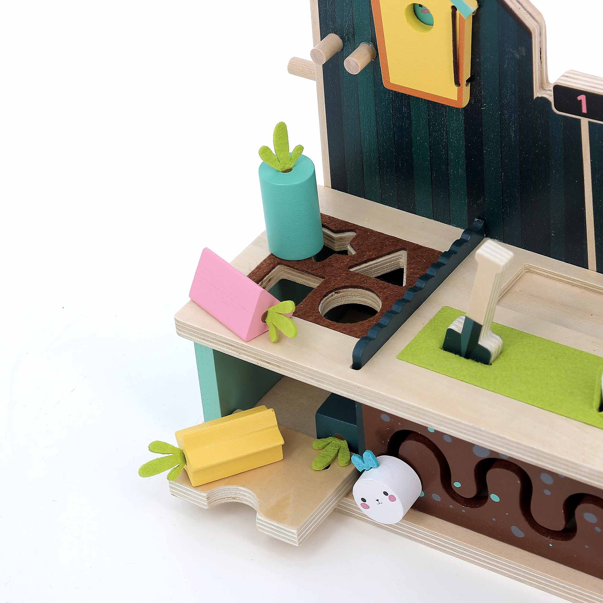 Vilac Early Learning Garden - Close up of shape sorter box open