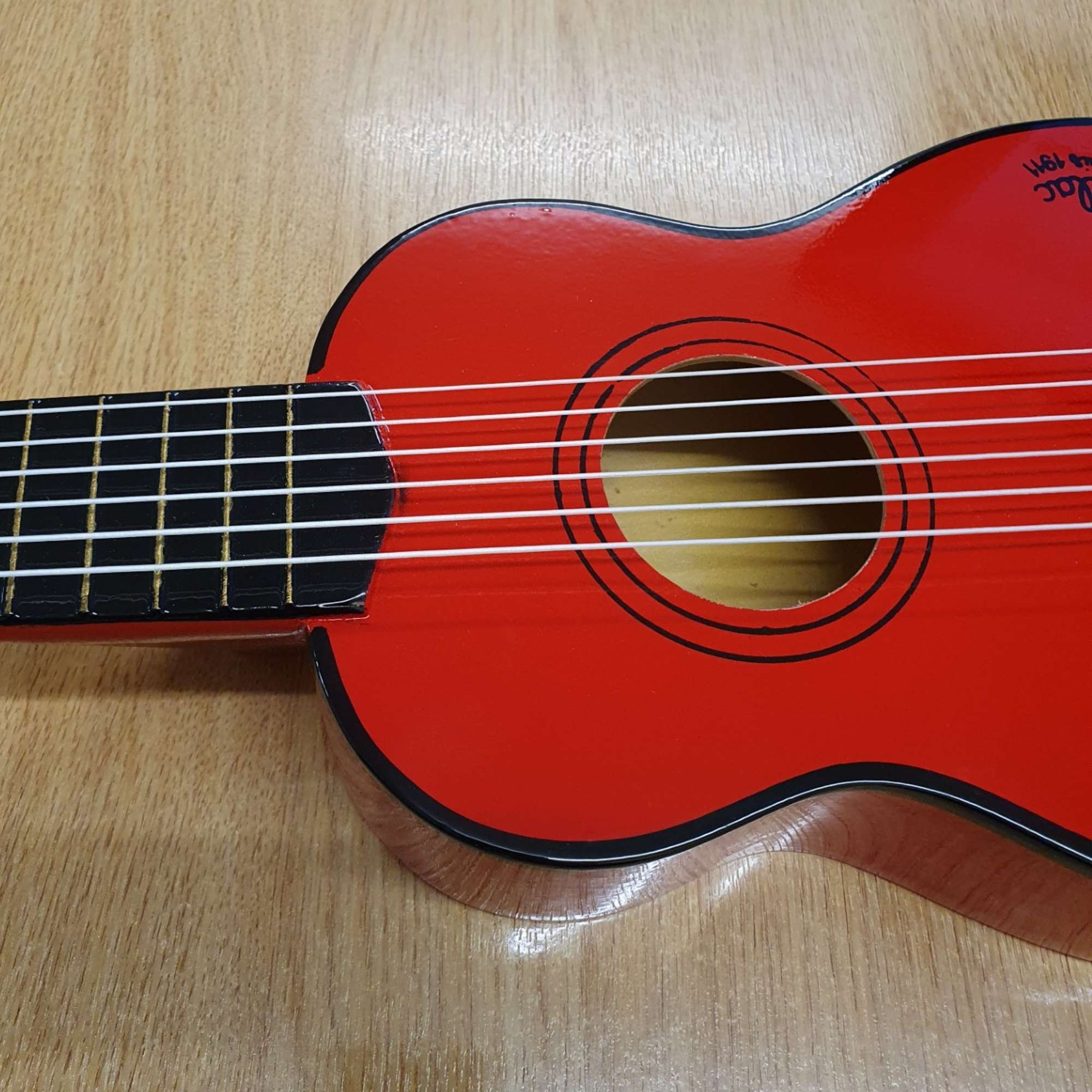 Preloved - Vilac Red Guitar