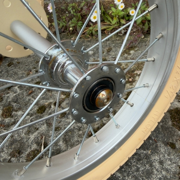 Preloved - Trybike Steel Balance Trike - Matte - Vintage Cream
